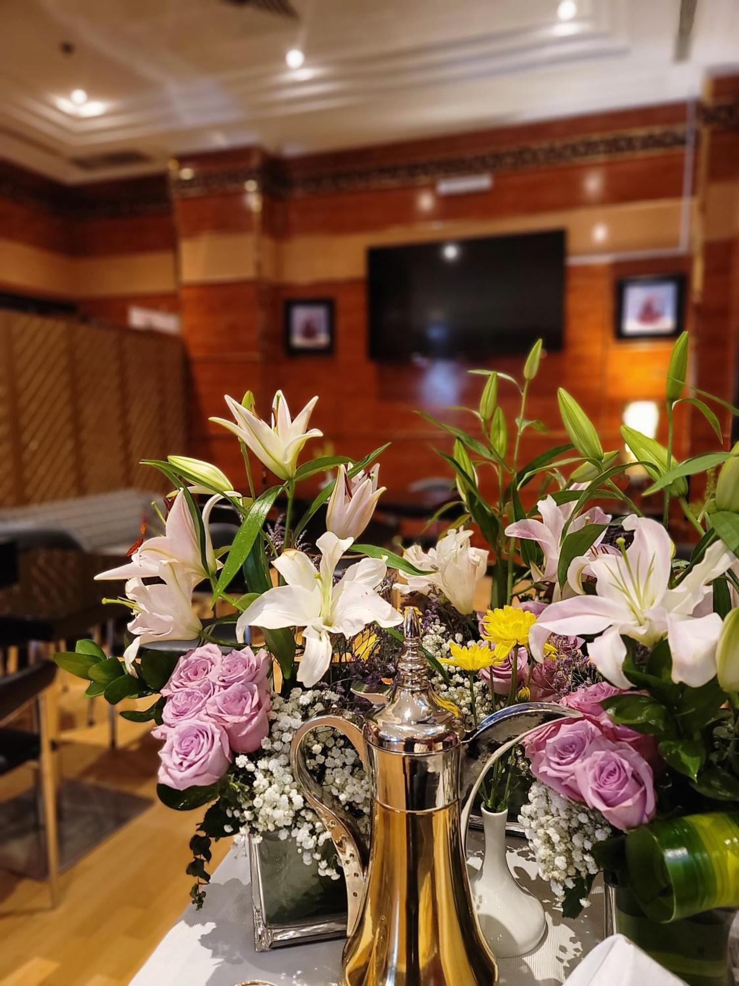 Golden Tulip Al Shakreen Medina Екстер'єр фото