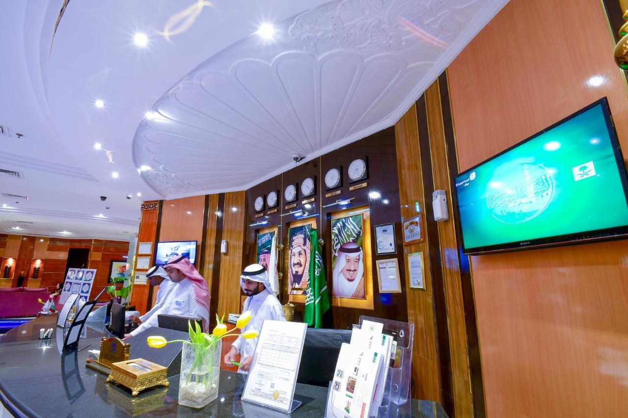 Golden Tulip Al Shakreen Medina Екстер'єр фото
